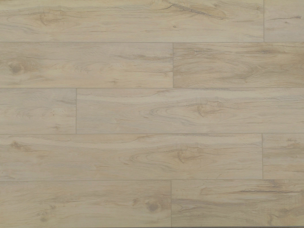 SPC-lattia Vaalea beige puusyinen 7,25×48